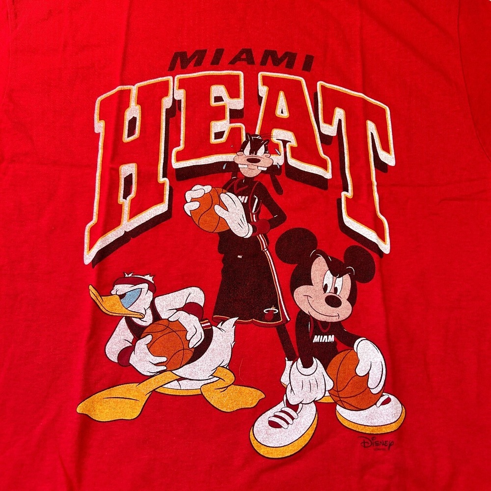 NWT Miami Heat Short Sleeve Tee Shirt Medium Junk Food Brand NBA Authentic